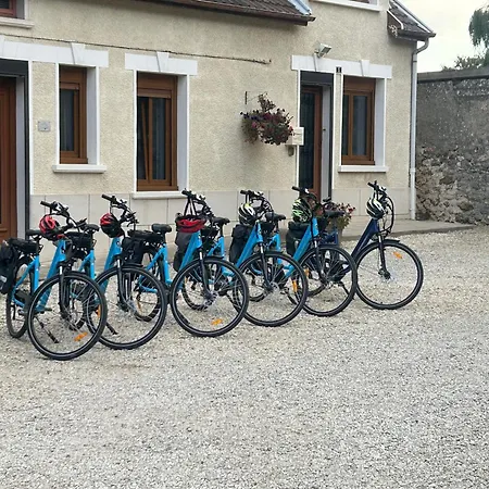 بيت للعطل Le Domaine De L Etang La Saboterie Oeuilly